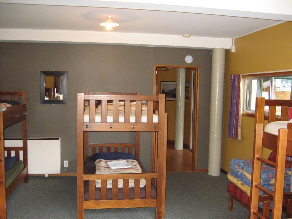 Mountain House Hostel Arthur's Pass Room photo