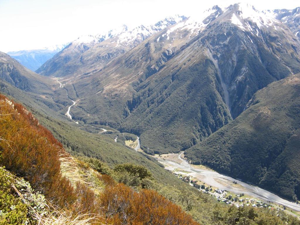 Mountain House Hostel Arthur's Pass Exterior photo